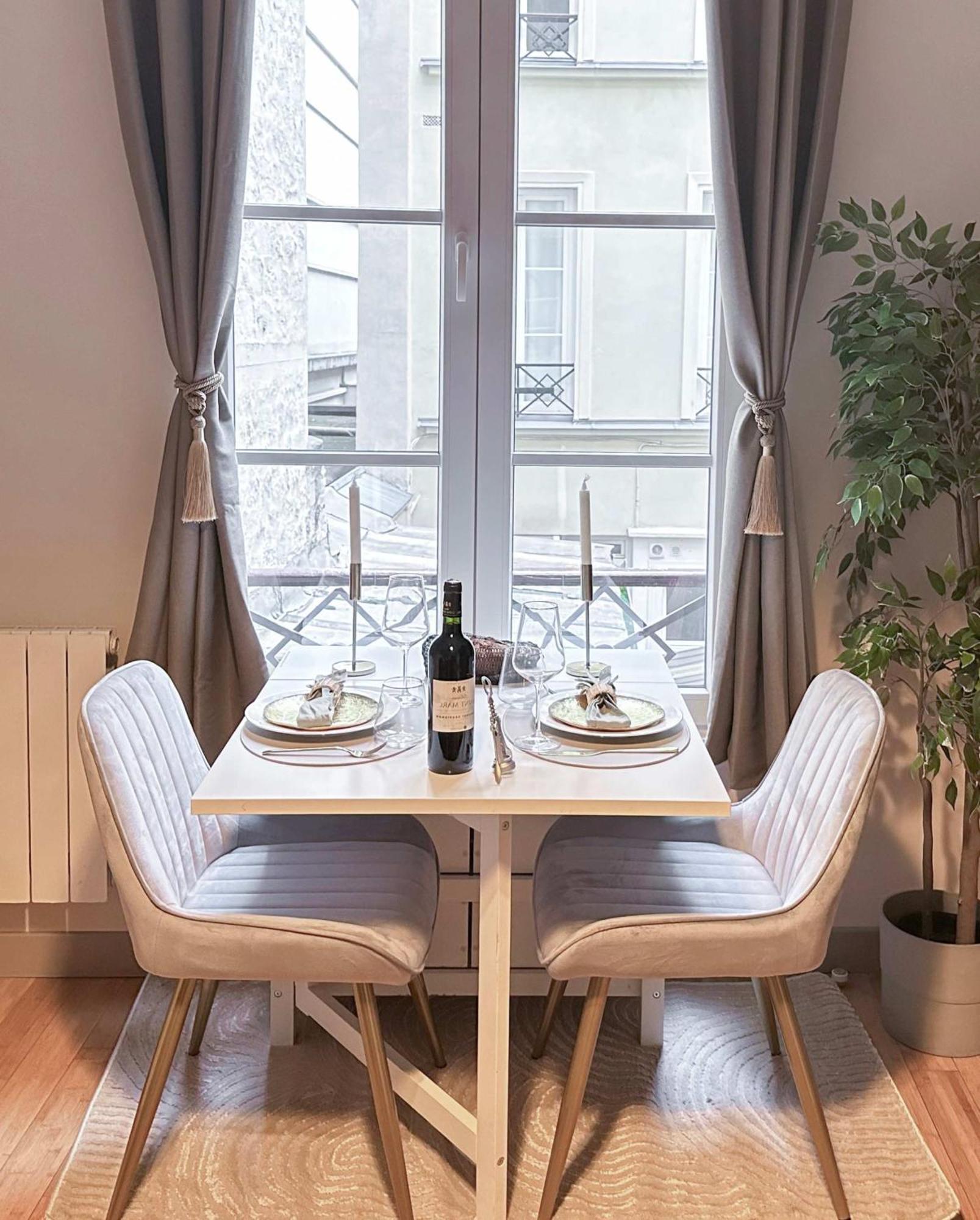 Апартаменты Renovated Champs-Elysees Retreat Париж Экстерьер фото