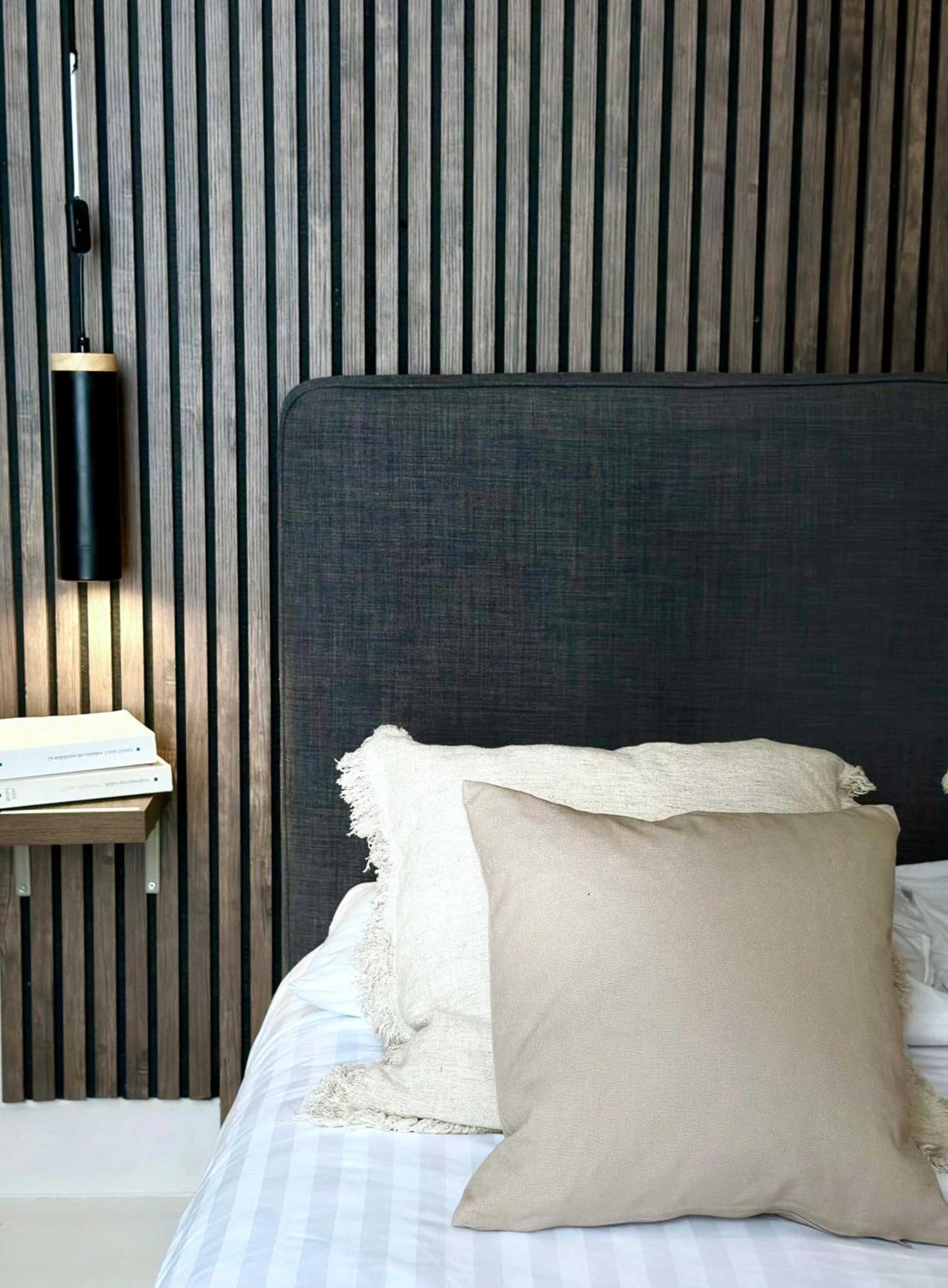 Апартаменты Renovated Champs-Elysees Retreat Париж Экстерьер фото
